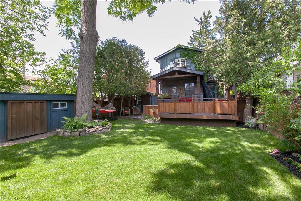 2154 Caroline Street, Burlington, ON - Outdoor With Deck Patio Veranda With Backyard