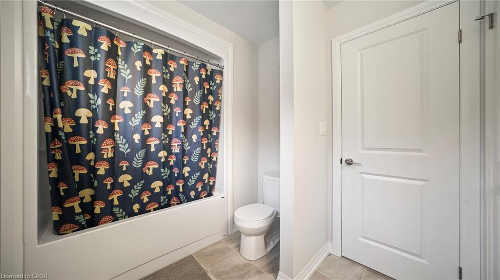 5 Wilson Drive, Thorold, ON - Indoor