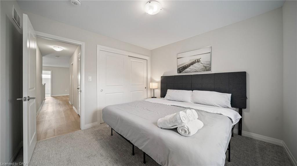 5 Wilson Drive, Thorold, ON - Indoor Photo Showing Bedroom