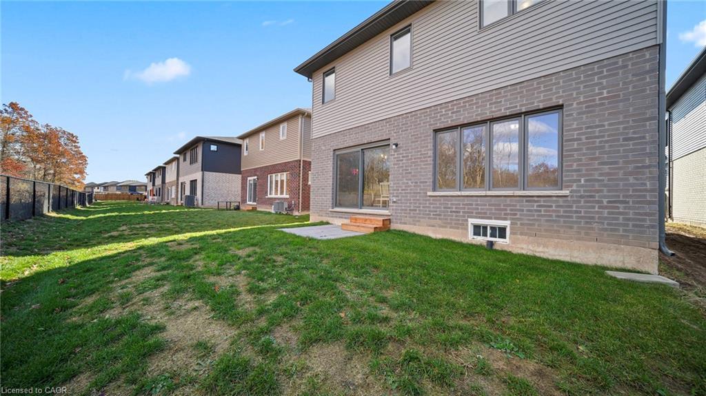 5 Wilson Drive, Thorold, ON - Outdoor With Exterior