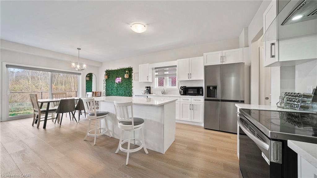 5 Wilson Drive, Thorold, ON - Indoor