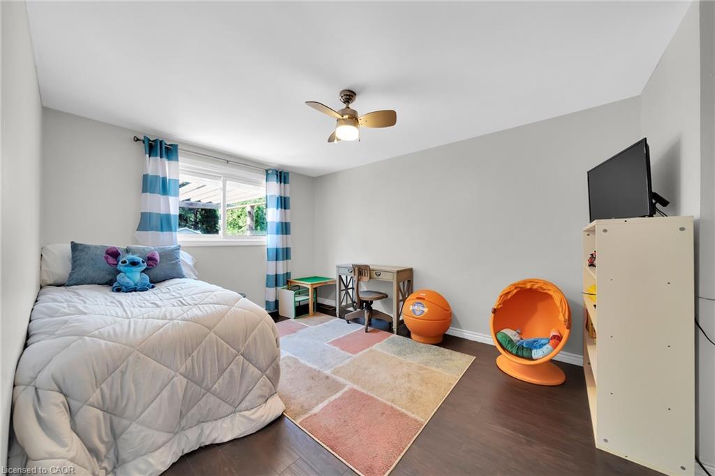 43 Elma Street, St. Catharines, ON - Indoor Photo Showing Bedroom