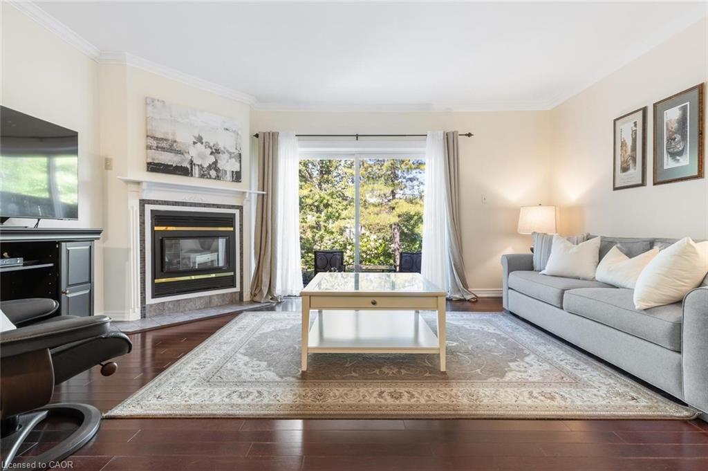 78-2205 South Millway, Mississauga, ON - Indoor Photo Showing Living Room With Fireplace