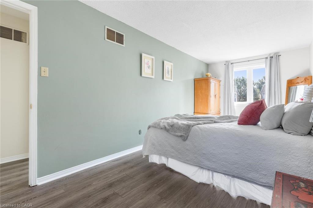 78-2205 South Millway, Mississauga, ON - Indoor Photo Showing Bedroom