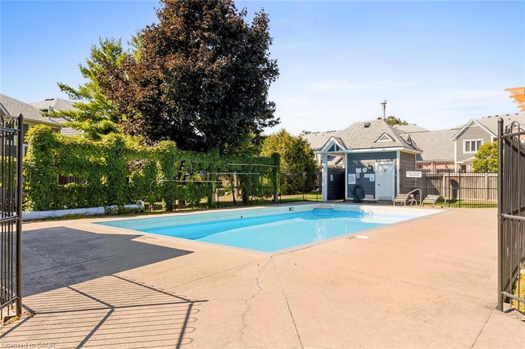 78-2205 South Millway, Mississauga, ON - Outdoor With In Ground Pool With Backyard