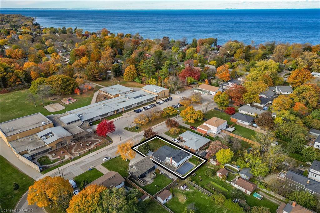 15 Grand Avenue, Grimsby, ON - Outdoor With Body Of Water With View