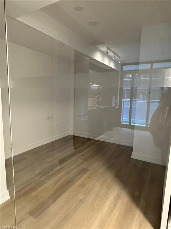 720-1 Jarvis Street, Hamilton, ON - Indoor