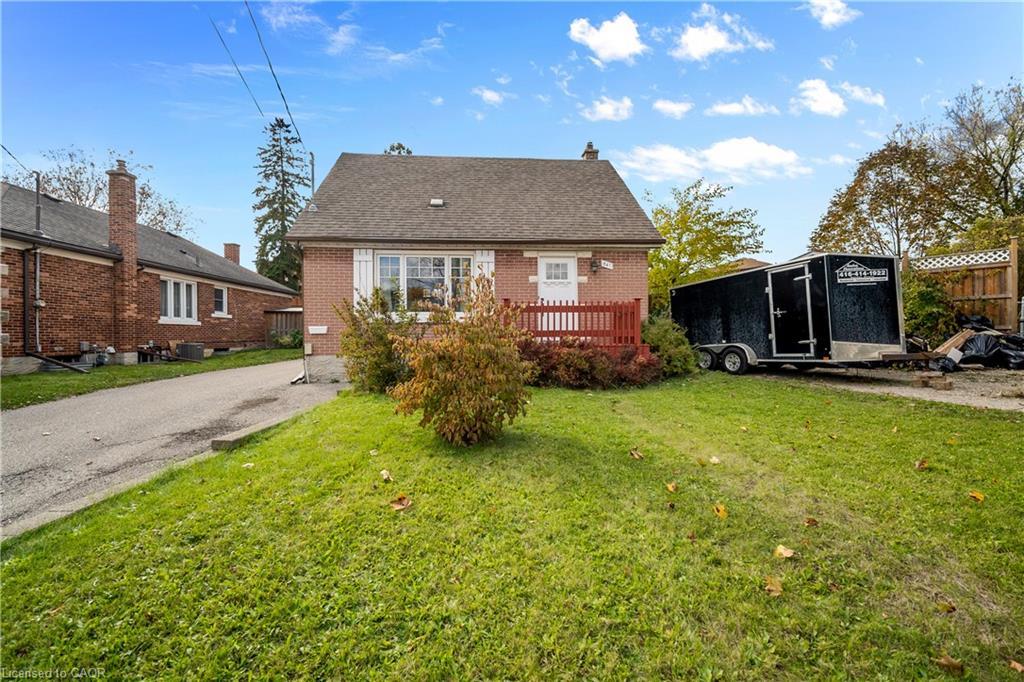 541 Courtland Avenue E, Kitchener, ON - Outdoor