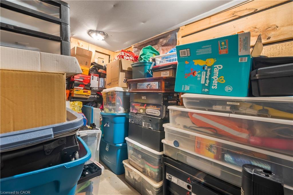 541 Courtland Avenue E, Kitchener, ON - Indoor