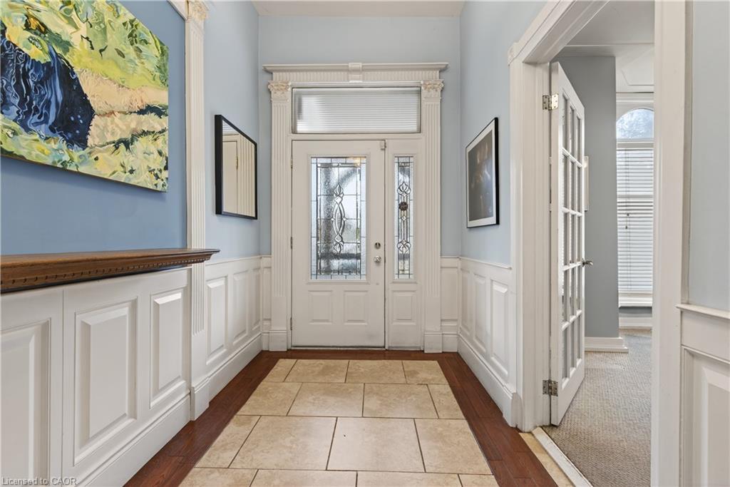 292 John Street N, Hamilton, ON - Indoor Photo Showing Other Room