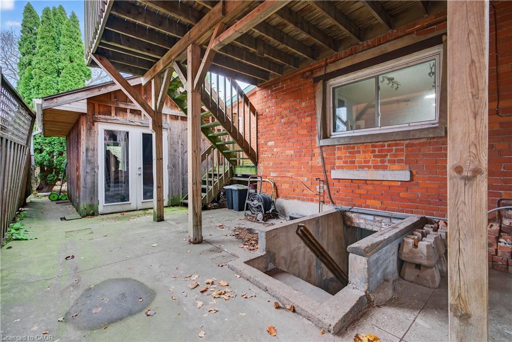 292 John Street N, Hamilton, ON - With Exterior