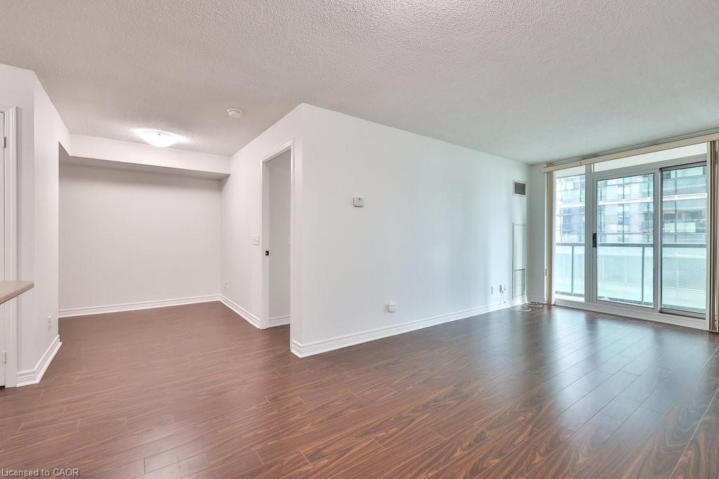 708-30 Grand Trunk Crescent, Toronto, ON - Indoor Photo Showing Other Room