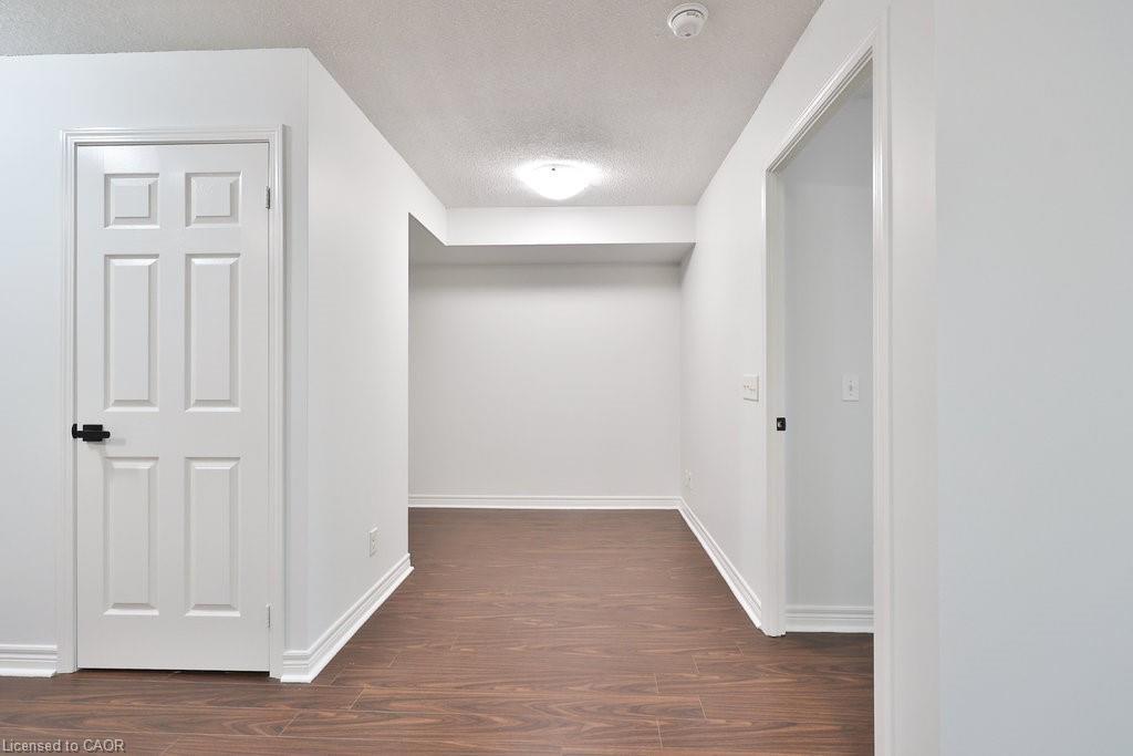 708-30 Grand Trunk Crescent, Toronto, ON - Indoor Photo Showing Other Room