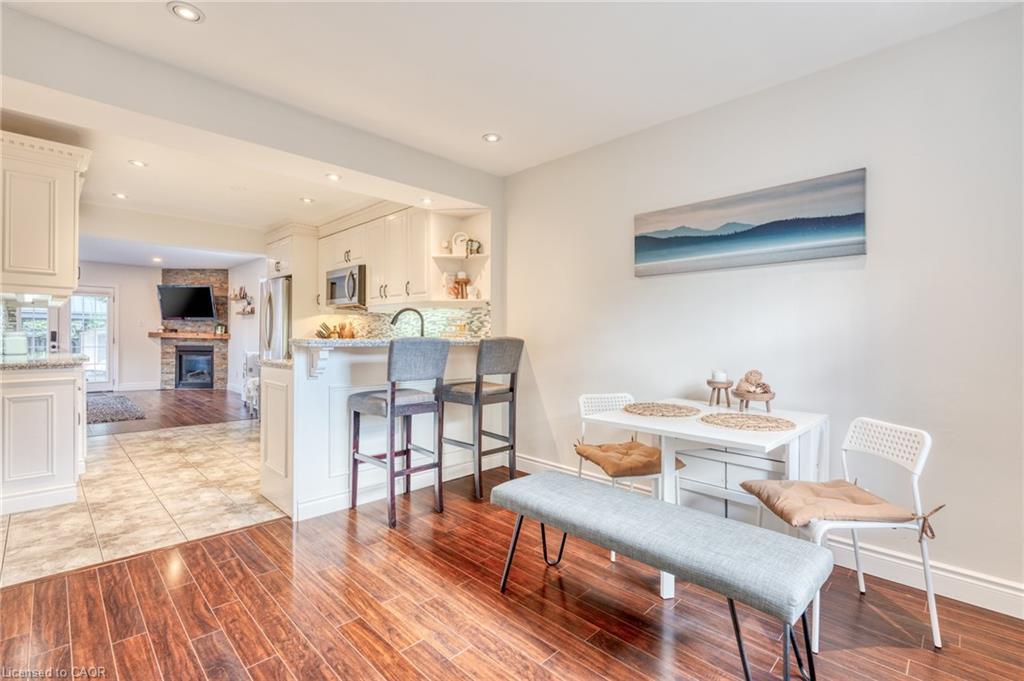 25 Montrose Avenue, Hamilton, ON - Indoor