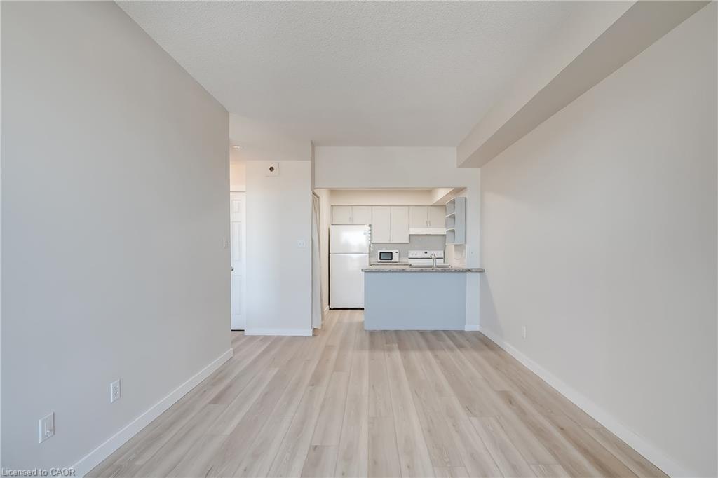 608-32 Tannery Street, Mississauga, ON - Indoor