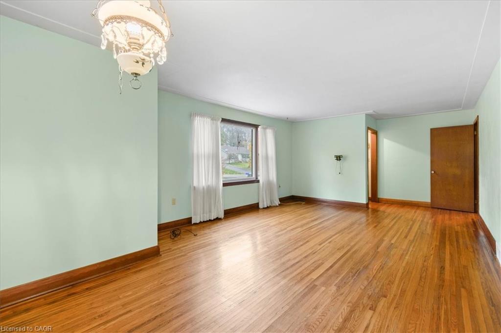 48 Cherry Street, Simcoe, ON - Indoor Photo Showing Other Room