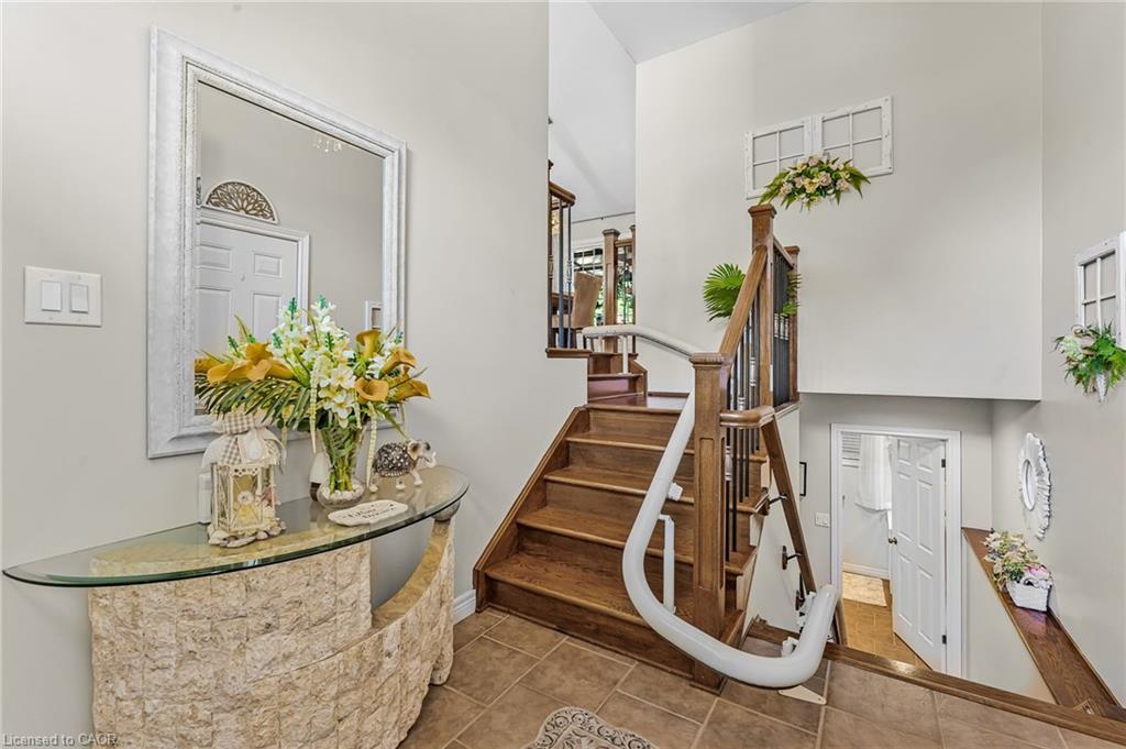 1220 Parkside Avenue, Fort Erie, ON - Indoor Photo Showing Other Room