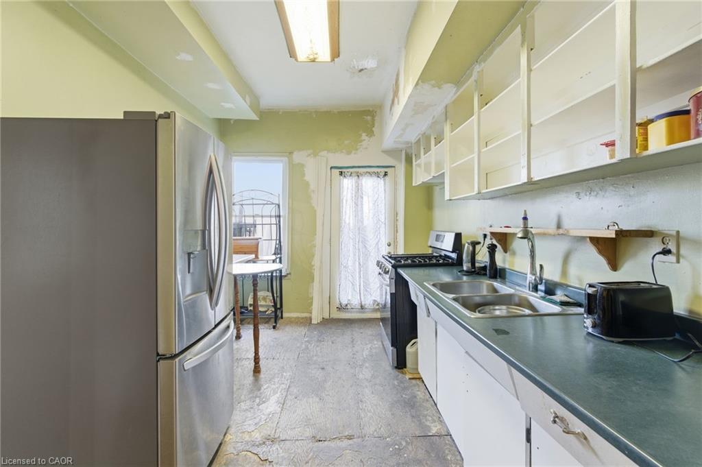 59 Francis Street, Hamilton, ON - Indoor Photo Showing Kitchen With Double Sink