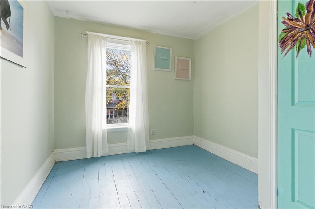 59 Francis Street, Hamilton, ON - Indoor Photo Showing Other Room