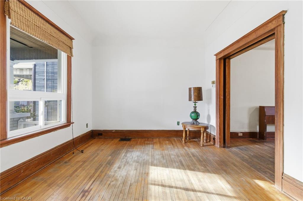 59 Francis Street, Hamilton, ON - Indoor Photo Showing Other Room