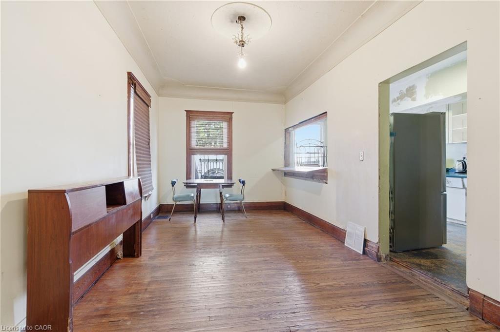 59 Francis Street, Hamilton, ON - Indoor Photo Showing Other Room