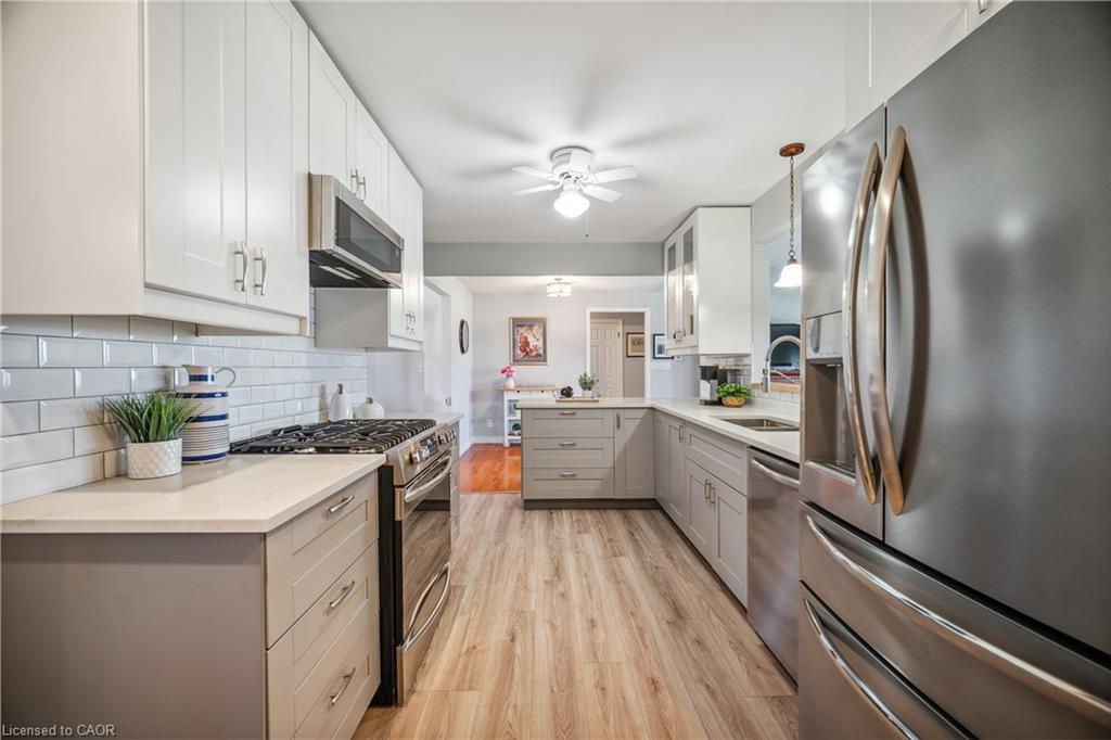 664 Maple Street, Brussels, ON - Indoor Photo Showing Kitchen With Stainless Steel Kitchen With Upgraded Kitchen