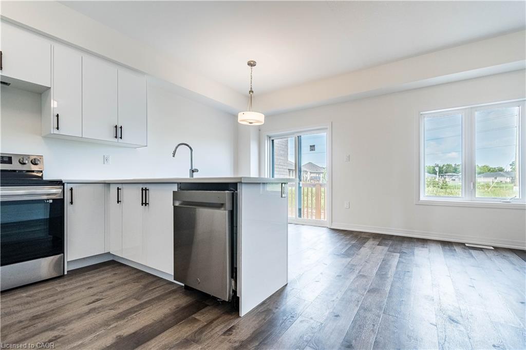 57 George Briar Drive, Brantford, ON - Indoor Photo Showing Kitchen
