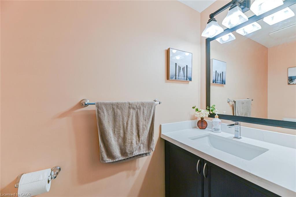 4-535 Margaret Street, Cambridge, ON - Indoor Photo Showing Bathroom