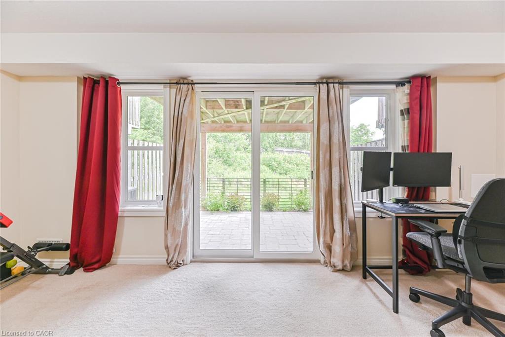 4-535 Margaret Street, Cambridge, ON - Indoor Photo Showing Office