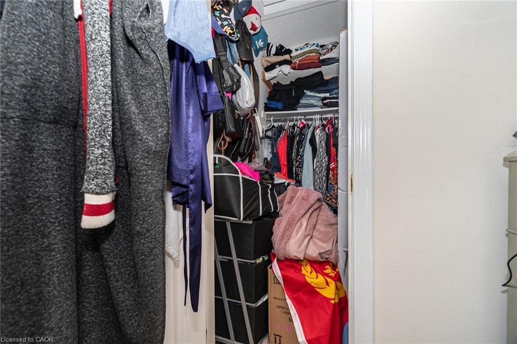 38-271 Richvale Drive S, Brampton, ON - Indoor With Storage