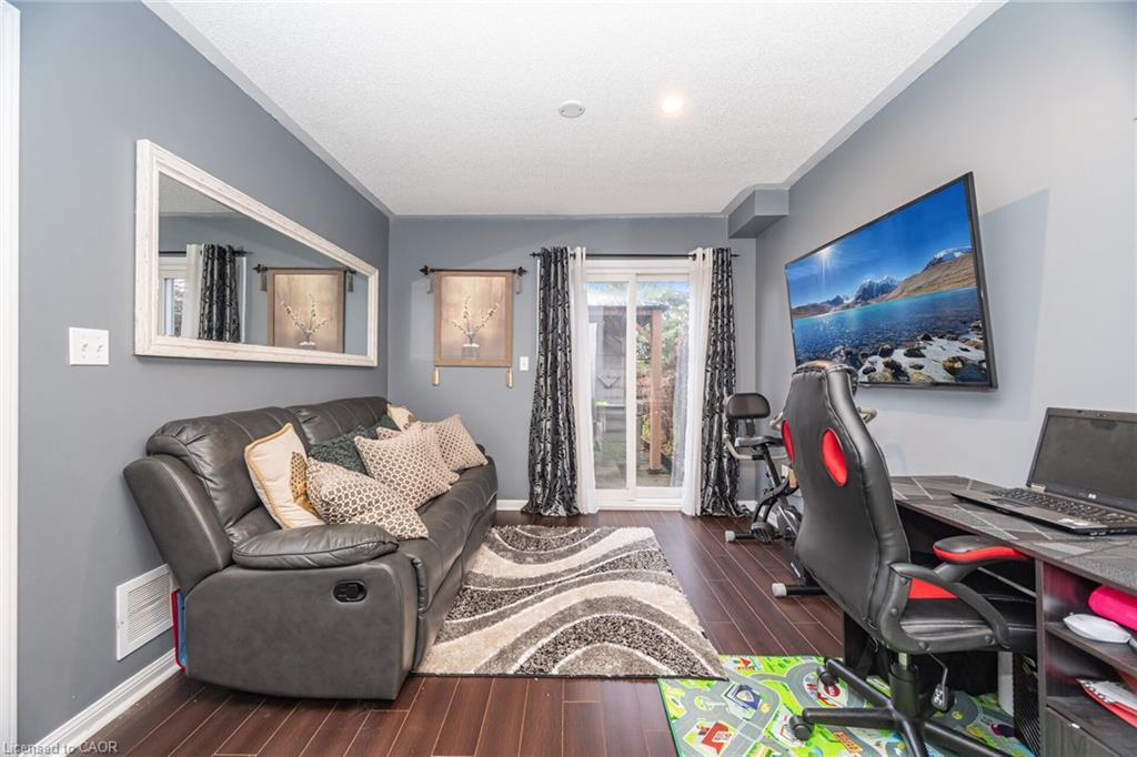 38-271 Richvale Drive S, Brampton, ON - Indoor Photo Showing Office