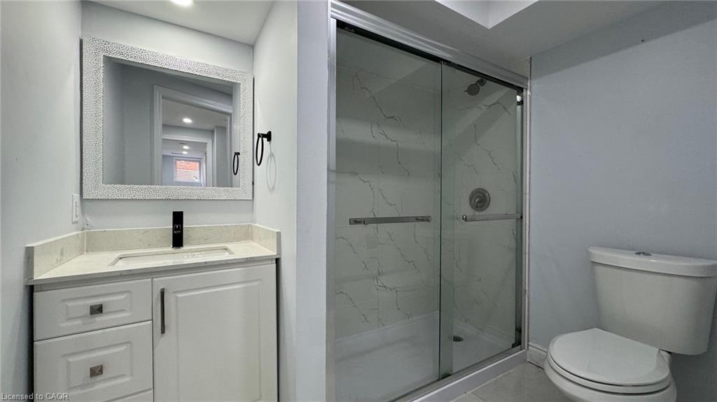 Bsmt-505 Bridlewreath Court, Kitchener, ON - Indoor Photo Showing Bathroom