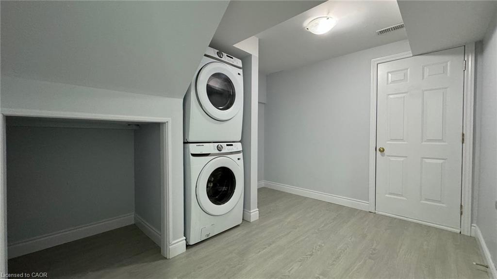 Bsmt-505 Bridlewreath Court, Kitchener, ON - Indoor Photo Showing Laundry Room