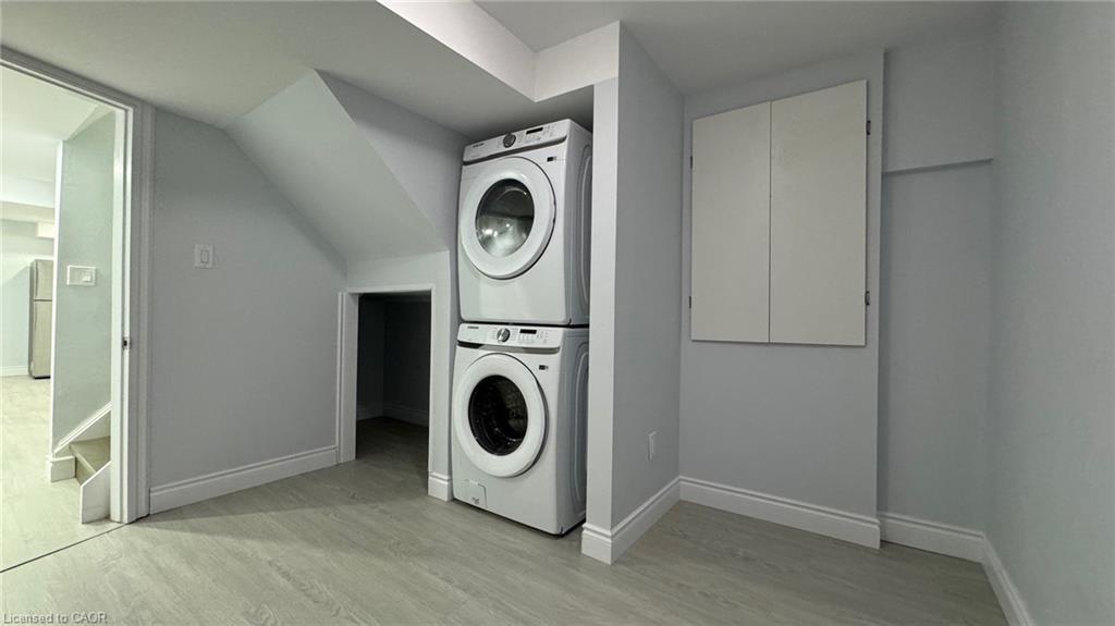Bsmt-505 Bridlewreath Court, Kitchener, ON - Indoor Photo Showing Laundry Room