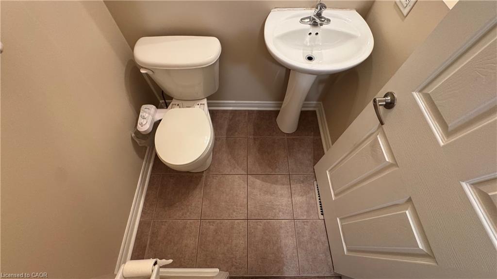 3207 Stornoway Circle, Oakville, ON - Indoor Photo Showing Bathroom