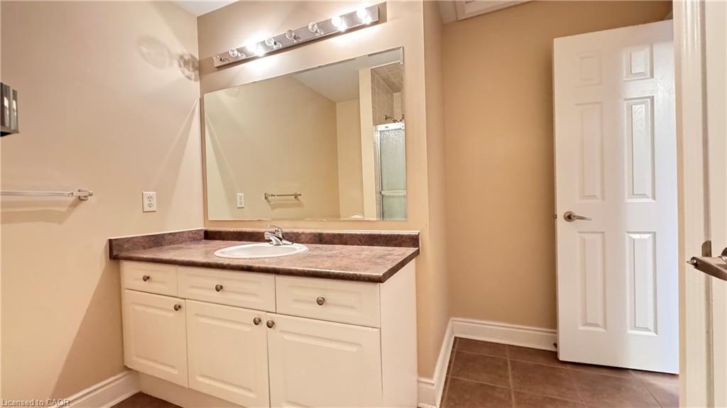 3207 Stornoway Circle, Oakville, ON - Indoor Photo Showing Bathroom