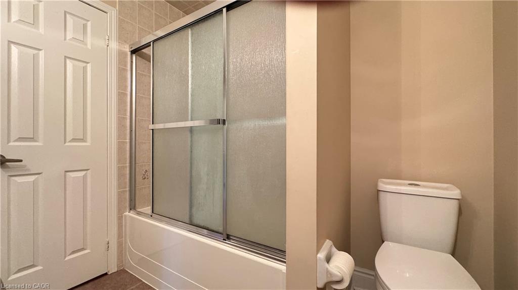 3207 Stornoway Circle, Oakville, ON - Indoor Photo Showing Bathroom
