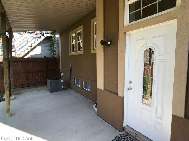 Lower Level-330 Elliott Street W, Windsor, ON - Outdoor With Exterior