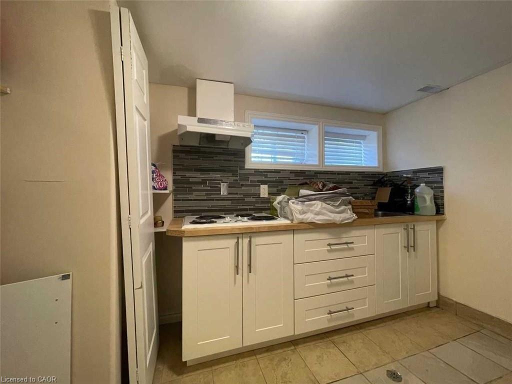 Lower Level-330 Elliott Street W, Windsor, ON - Indoor