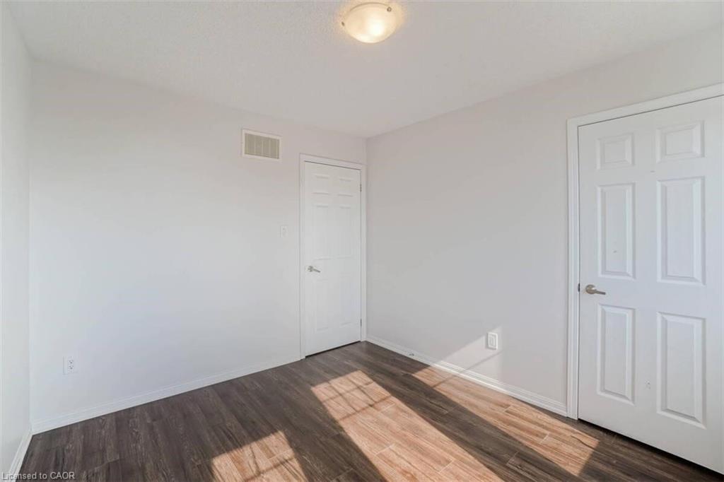 475 Zuest Crescent, Milton, ON - Indoor Photo Showing Other Room