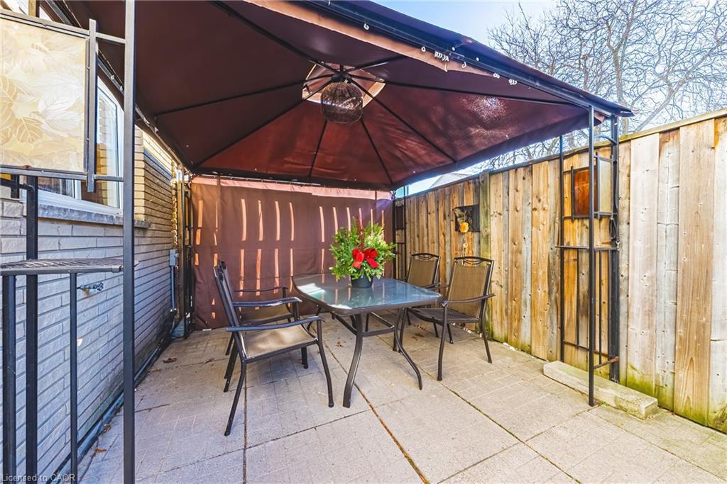 4-2220 Upper Middle Road, Burlington, ON - Outdoor With Exterior