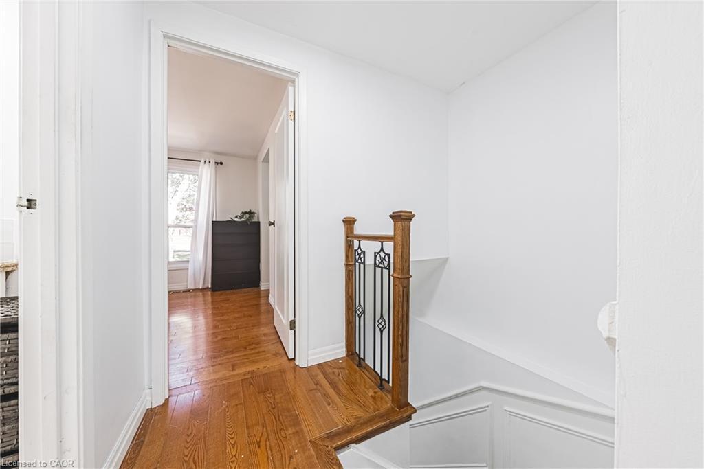 4-2220 Upper Middle Road, Burlington, ON - Indoor Photo Showing Other Room