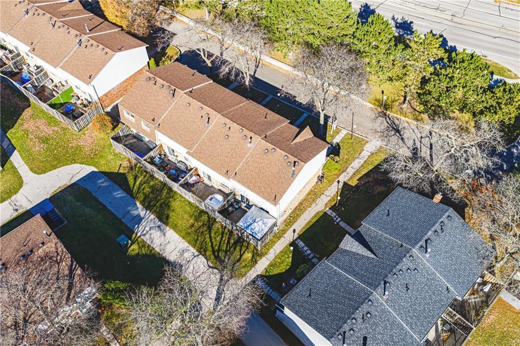 4-2220 Upper Middle Road, Burlington, ON - Outdoor