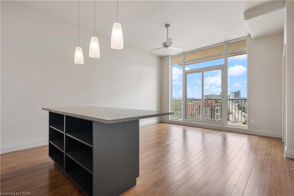 906-191 King Street S, Waterloo, ON - Indoor