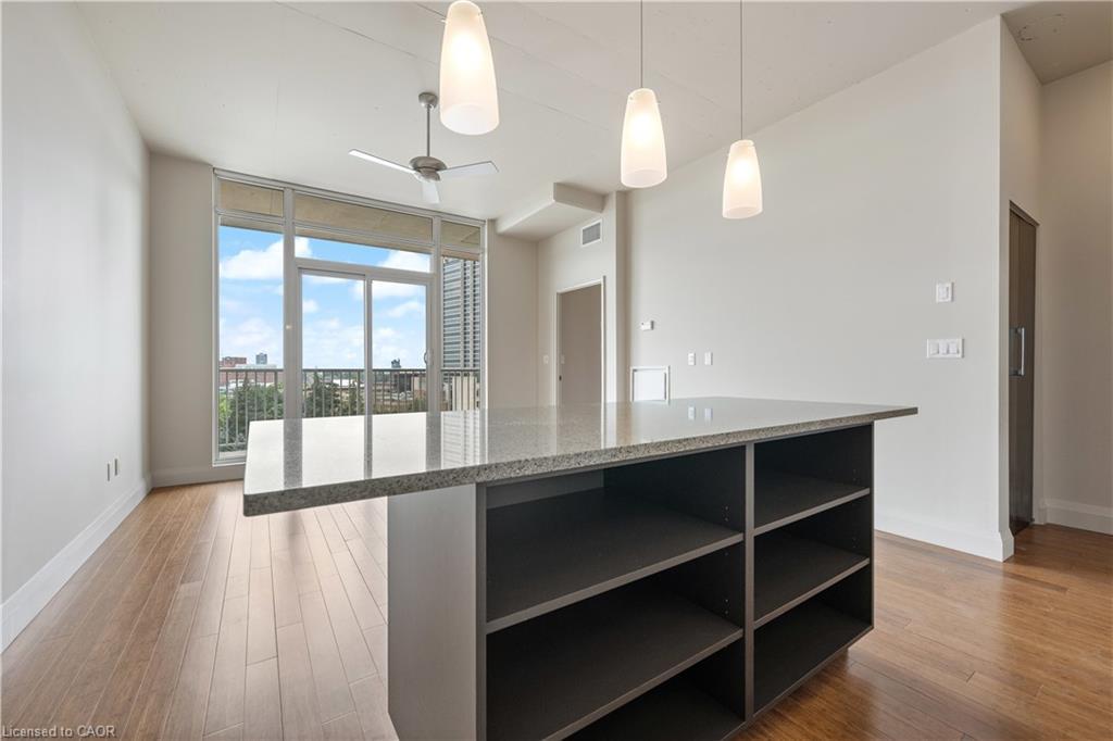 906-191 King Street S, Waterloo, ON - Indoor