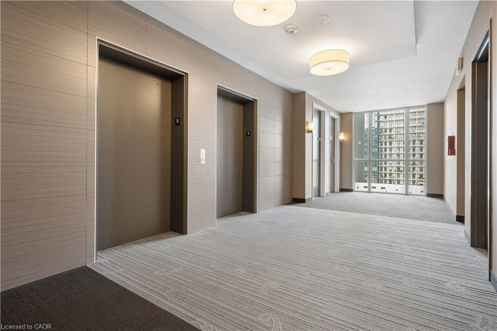 906-191 King Street S, Waterloo, ON - Indoor Photo Showing Bedroom