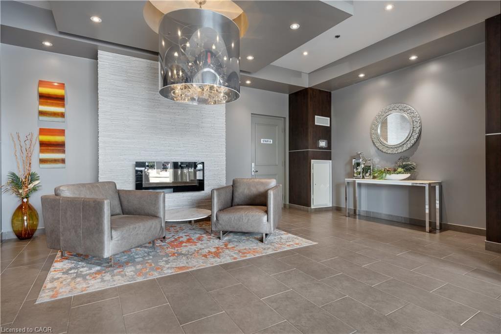 906-191 King Street S, Waterloo, ON - Indoor