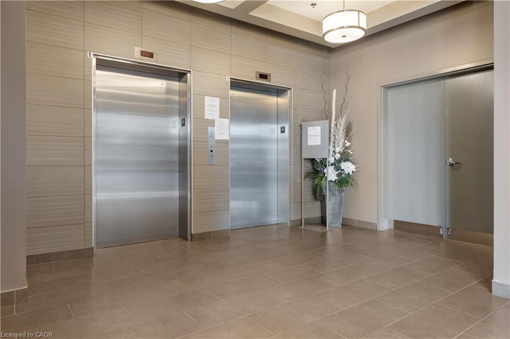 906-191 King Street S, Waterloo, ON - Indoor