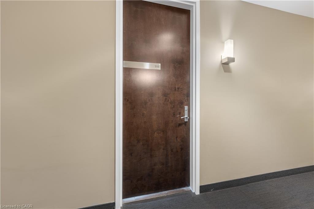 906-191 King Street S, Waterloo, ON - Indoor
