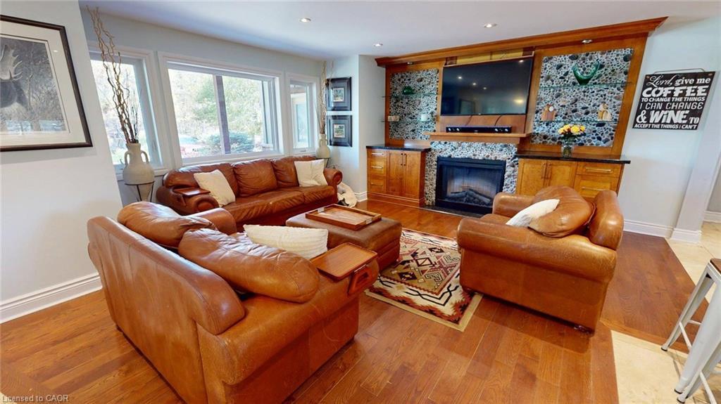 12860 Regional Road 25, Acton, ON - Indoor Photo Showing Living Room With Fireplace